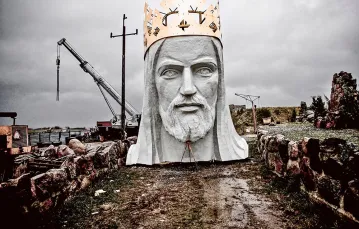 Budowa pomnika Jezusa w Świebodzinie,  listopad 2010 r. / ADAM LACH / NAPO IMAGES