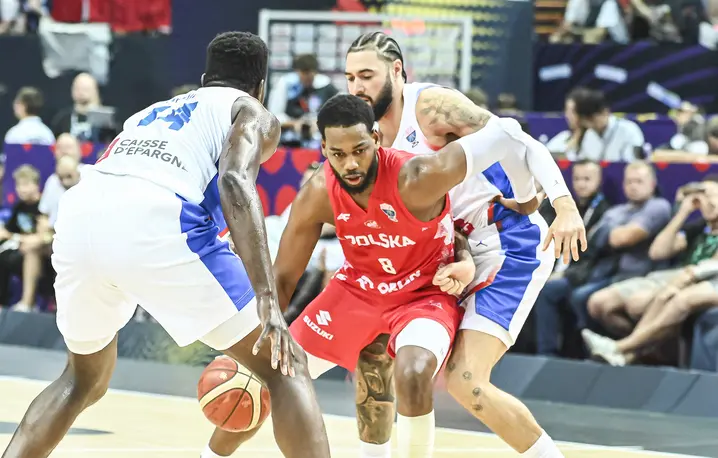 Jordan Loyd (w środku) podczas meczu Polska - Francja. Katowice, 2 września 2025 r. // Fot. Michał Dubiel / Reporter