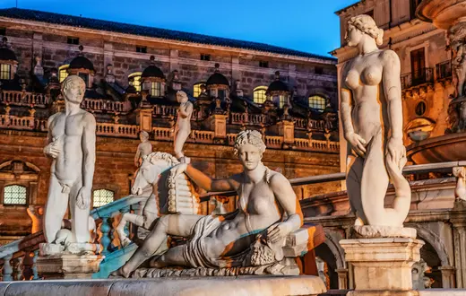 Fontanna Pretoria na Piazza Pretoria w Palermo // Fot. Tolo / Adobe Stock