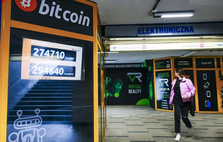 Sieć kantorów kryptowalut i bitomatów. Warszawa, 14 marca 2024 r. // Fot. Damian Lemański / Forum